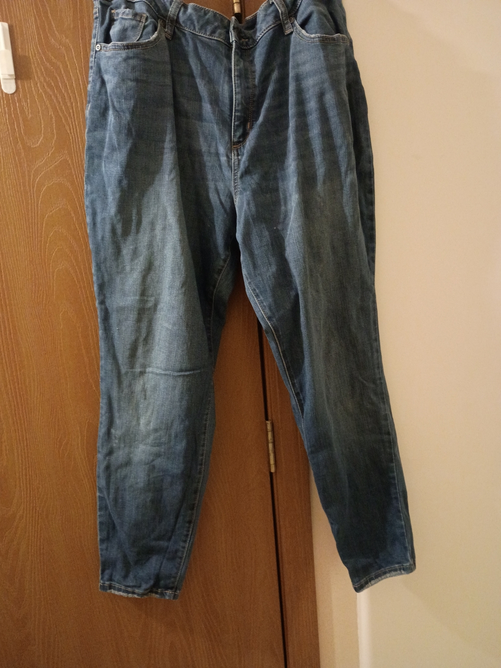 Sonoma Women's Skinny Jeans in Faded Blue Denim